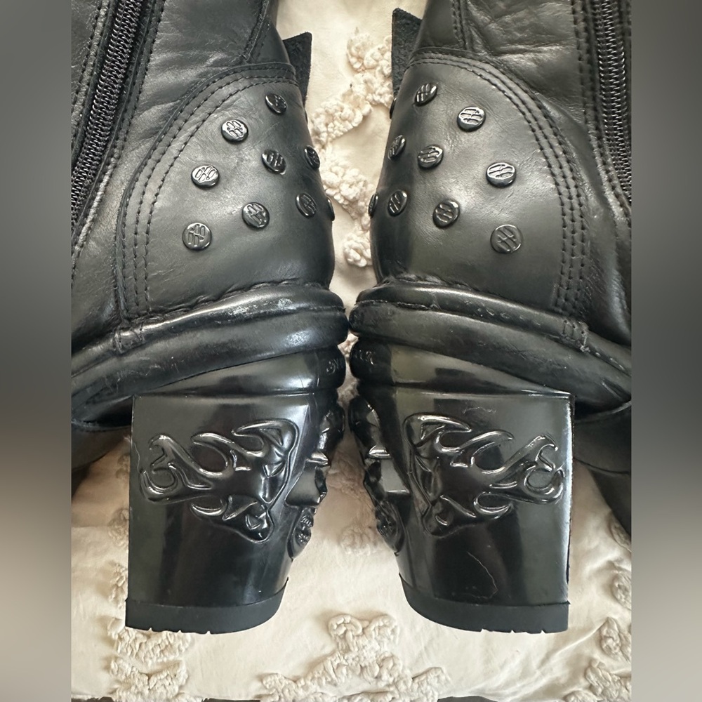 New rock black Italian leather Metallic studded boot - size 39 (US 8) worn once - Picture 10 of 16